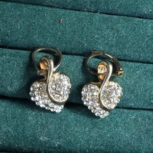Gold diamond heart earrings